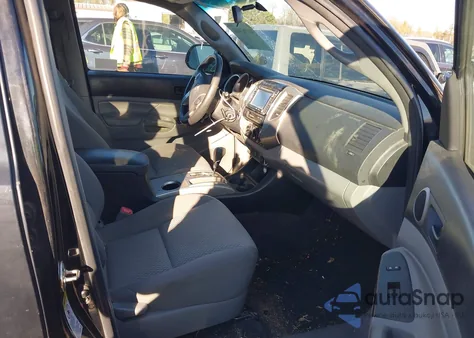 2015 Toyota Tacoma Base V6 from USA, damaged, VIN 3TMMU4FNXFM079165